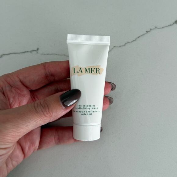 La Mer Travel Size Skincare Set - Picture 3 of 12